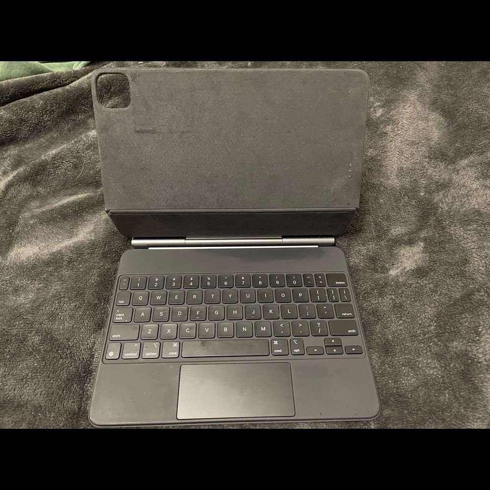 Apple iPad Pro Magic Keyboard